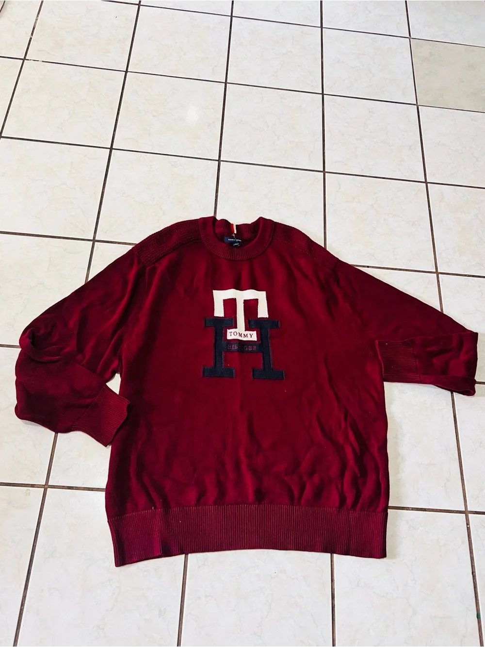 Tommy Hilfiger Men's Burgundy Crewneck Sweater 2XL